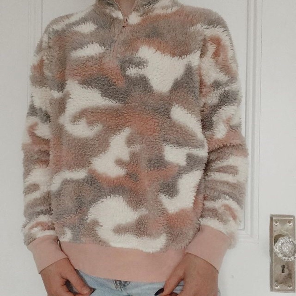 Half zip up camo